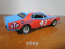 Lionel 1/24 Action Richard Petty #43 Stp 1974 Dodge Charger Hall Of Fame Car
