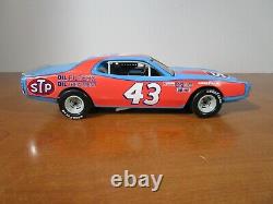 Lionel 1/24 Action Richard Petty #43 Stp 1974 Dodge Charger Hall Of Fame Car