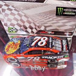 Martin Truex Jr 2017 Las Vegas Win Raced Version Bass Pro Shops 1/24 Action