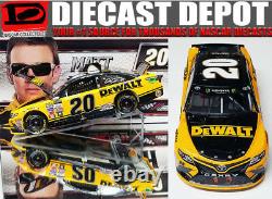 Matt Kenseth 2017 Last Ride Dewalt Raced Version 1/24 Scale Action Diecast