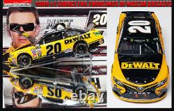 Matt Kenseth 2017 Last Ride Dewalt Raced Version 1/24 Scale Action Diecast