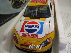 NASCAR Jeff Gordon 2009 Impala Pepsi Challenger Retro Autographed 124 Diecast