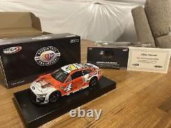 NASCAR Lionel Elite SIGNED 2023 Kevin Harvick #4 Budweiser 1/24 Diecast Car WCOA