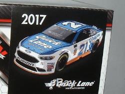 NEW 2017 Ryan Blaney #21 Quick Lane NASCAR diecast 1/24 Ford Fusion race car NIB