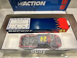 NEW RARE Jeff Gordon 124 2005 DuPont GTX Crew Cab and Show Trailer