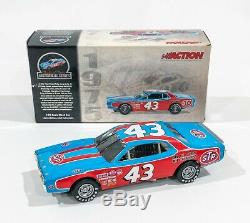 One of a Kind NASCAR Diecast 1/24 Scale BANK Richard Petty Platinum Series