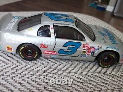 RARE 1995 Dale Earnhardt SILVER WRANGLER 1 OF 624 1/24 ACTION BROOKFIELD