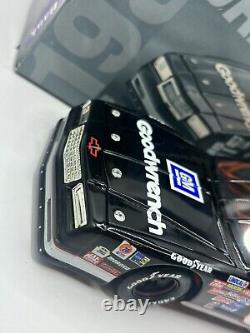 RARE 1/24 RCCA 2001 Dale Earnhardt #3 GM Goodwrench 88 M/C C/W Bank (AERO)