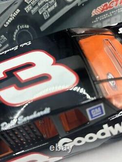 RARE 1/24 RCCA 2001 Dale Earnhardt #3 GM Goodwrench 88 M/C C/W Bank (AERO)