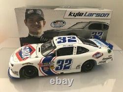 RARE AUTOGRAPHED 2013 ROOKIE KYLE LARSON #32 CLOROX CAMARO 1 of only 200 D#192