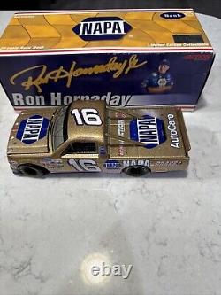 RARE! Vintage NASCAR #16 Ron Hornaday NAPA Gold 1997 Chevy Silverado Truck 124