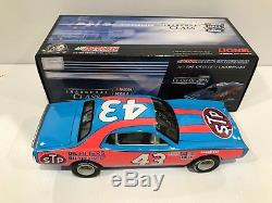 Richard Petty 1974 Dodge Charger Hall Of Fame Autographed 1/24 historical