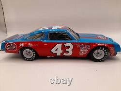 Richard Petty #43 STP / 1979 Winston Cup Championship 1979 442 Oldsmobile 124