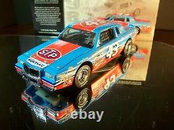 Richard Petty #43 STP 200th Win 1984 Pontiac Grand Prix Action 4,992 124