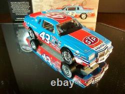 Richard Petty #43 STP 200th Win 1984 Pontiac Grand Prix Action 4,992 124