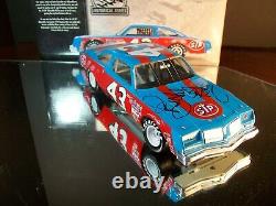 Richard Petty #43 STP Autographed 1979 Oldsmobile Cutlass Supreme 442 2,952 124