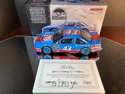 Richard Petty #43 STP Farewell Autographed 1992 Pontiac Grand Prix 124 Action