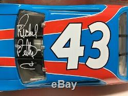 Richard Petty Autographed Nascar Diecast 1975 #43 Stp Winston Cup Champion 1/24