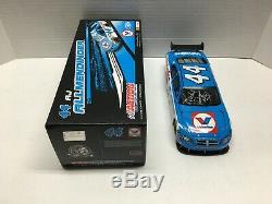 Richard Petty Autographed Nascar Diecast 2009 #44 Valvoline 1/24 Action Rare