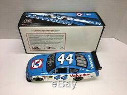 Richard Petty Autographed Nascar Diecast 2009 #44 Valvoline 1/24 Action Rare