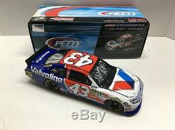 Richard Petty Autographed Nascar Diecast 2011 #43 Valvoline 1/24 Action Rare