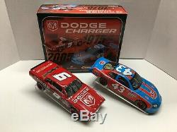 Richard Petty Autographed Nascar Diecast #43 Stp 1975 2005 Dodge Swap 2 Car Set