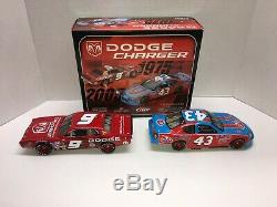 Richard Petty Autographed Nascar Diecast #43 Stp 1975 2005 Dodge Swap 2 Car Set