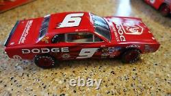 Richard Petty / Kasey Kahne #43 STP #9 Dodge Dealers Swap 2005 1975 Charger Set