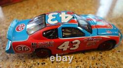 Richard Petty / Kasey Kahne #43 STP #9 Dodge Dealers Swap 2005 1975 Charger Set