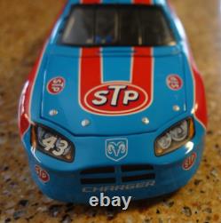 Richard Petty / Kasey Kahne #43 STP #9 Dodge Dealers Swap 2005 1975 Charger Set