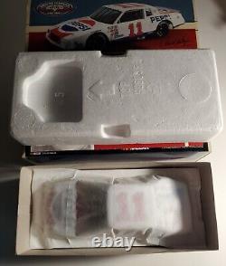 XRARE 1983 Darrell Waltrip #11 Pepsi Challenger 124 Action Diecast 1584