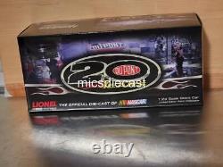 XRARE 2012 Jeff Gordon #24 Dupont 20 Years Celebratory 124 Hendrick NIB