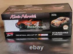 XRARE 2016 Kevin Harvick #4 Busch Hunting Nascar 124 Action Diecast SHR NIB
