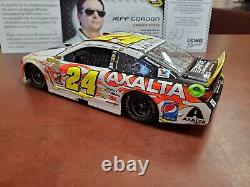 XRare 2015 Jeff Gordon Signed #24 Homestead Raced Version White Pearl 124 Elite